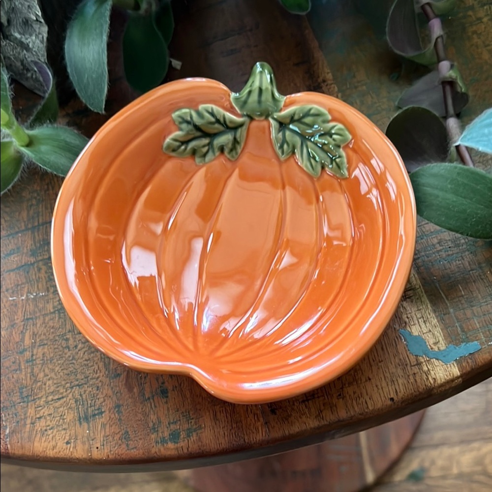 Pampered Chef Simple Additions Orange Pumpkin Candy Halloween Dish Bowl